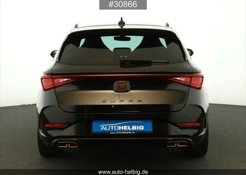Używany Cupra Leon VZ 245 KM (180 kW) 2024 Czarny SUV