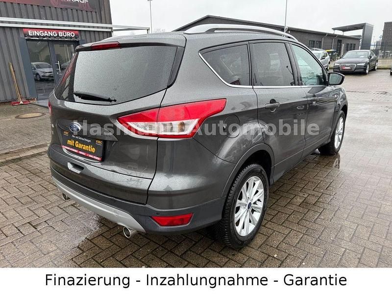 Gebraucht Ford Kuga Titanium 150 PS (110 kW) 2015 Grau SUV