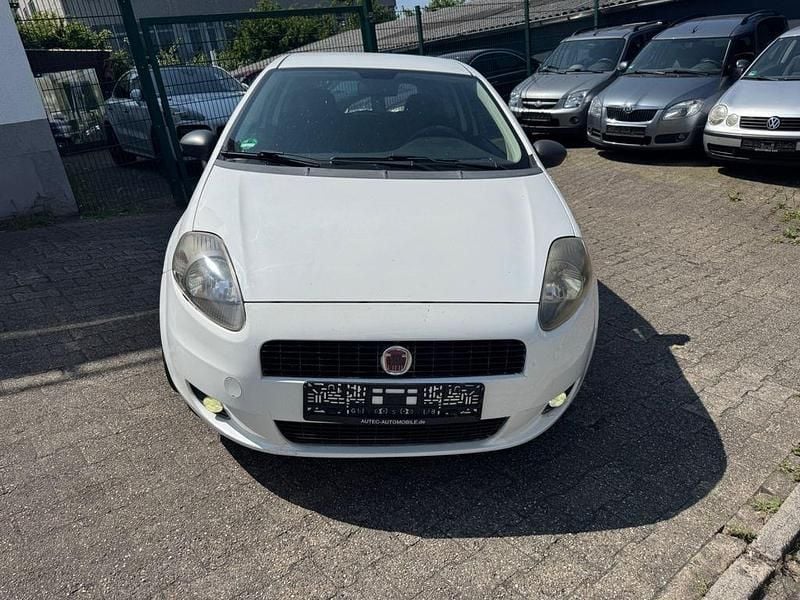 Weiß Gebraucht 2009 Fiat Grande Punto Kleinwagen | 1.399 € (Guter Preis) - Bild 1/4