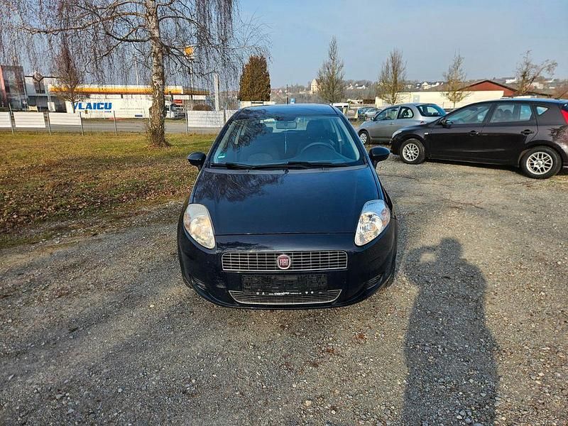 Gebraucht Fiat Punto Dynamic 65 PS (47 kW) 2009 Blau Limousine