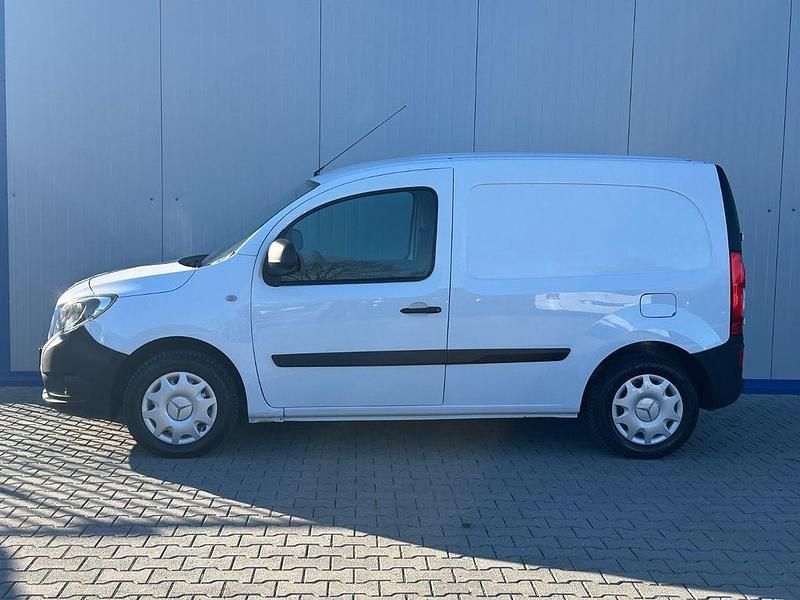 Gebraucht Mercedes Citan 108 75 PS (55 kW) 2017 Arktikweiß Van / Kleinbus