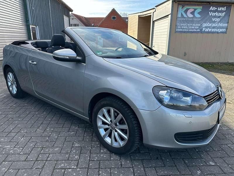 Gebraucht VW Golf Cabriolet Basis 105 PS (77 kW) 2012 Tungsten silver metallic Cabrio