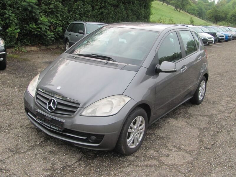 Mountaingrau Gebraucht 2008 Mercedes A150 Limousine | 1.290 € (Superpreis) - Bild 1/4