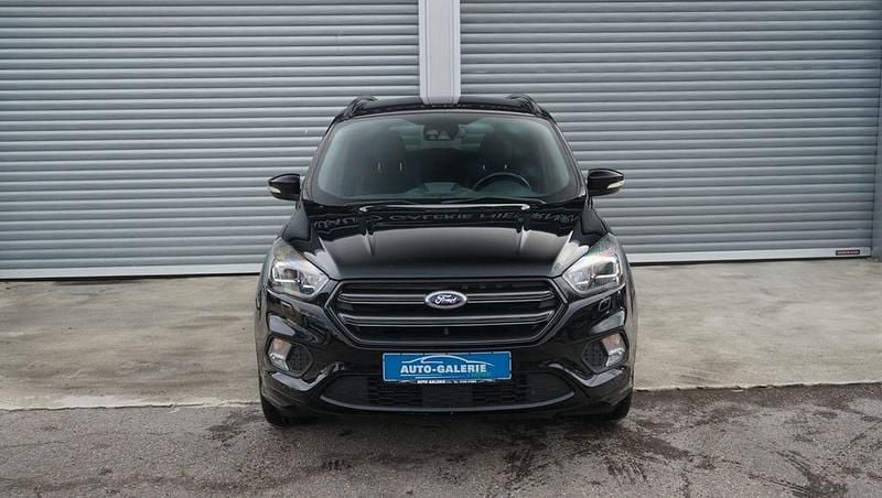 Gebraucht Ford Kuga ST-Line 179 PS (131 kW) 2018 Schwarz SUV