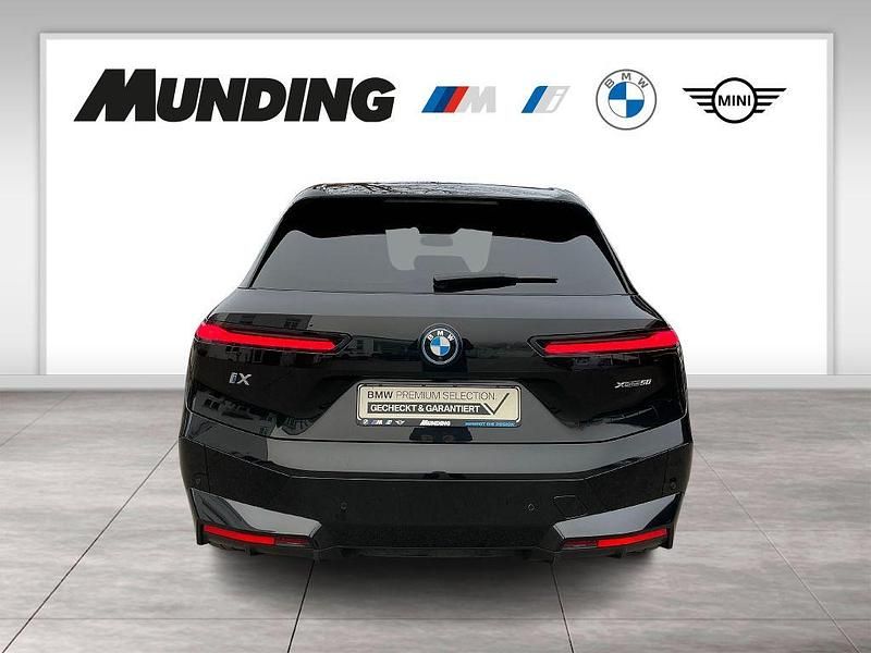 Gebraucht BMW iX Sport Line 384 kW (523 PS) 2023 Schwarz SUV