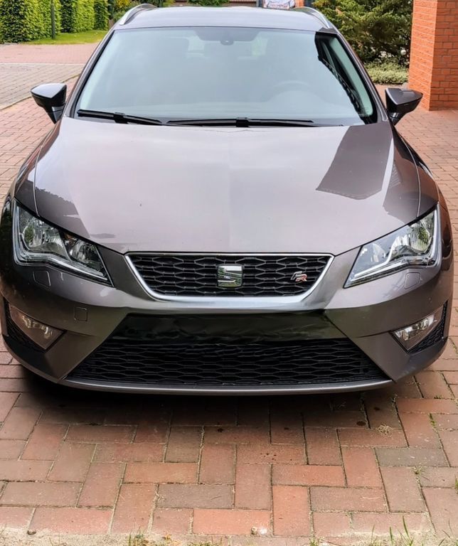 Grau Gebraucht 2015 Seat Leon ST FR Kombi | 8.500 € (Superpreis) - Bild 1/4