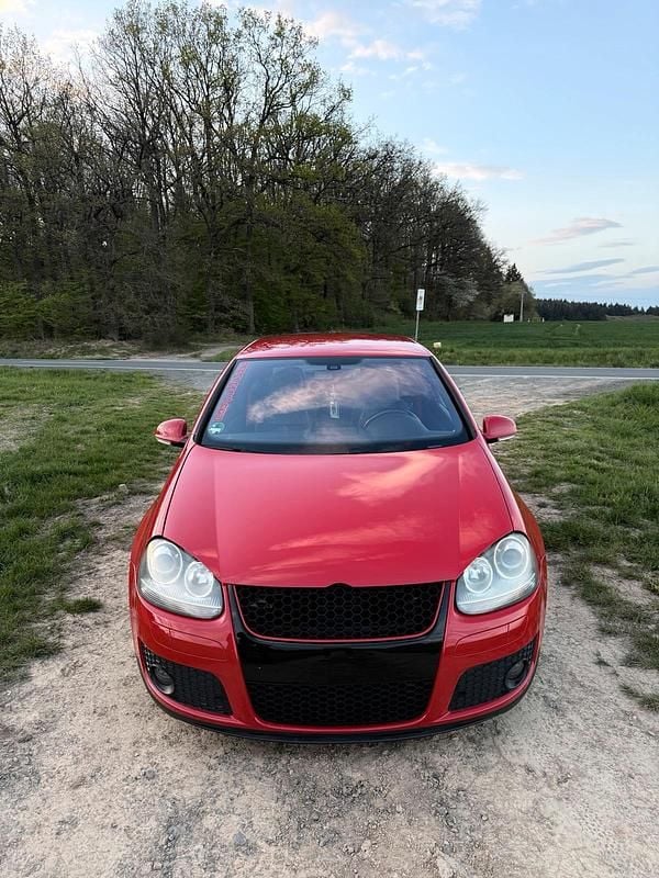 Gebraucht VW Golf GTI 200 PS (147 kW) 2006 Rot Coupé