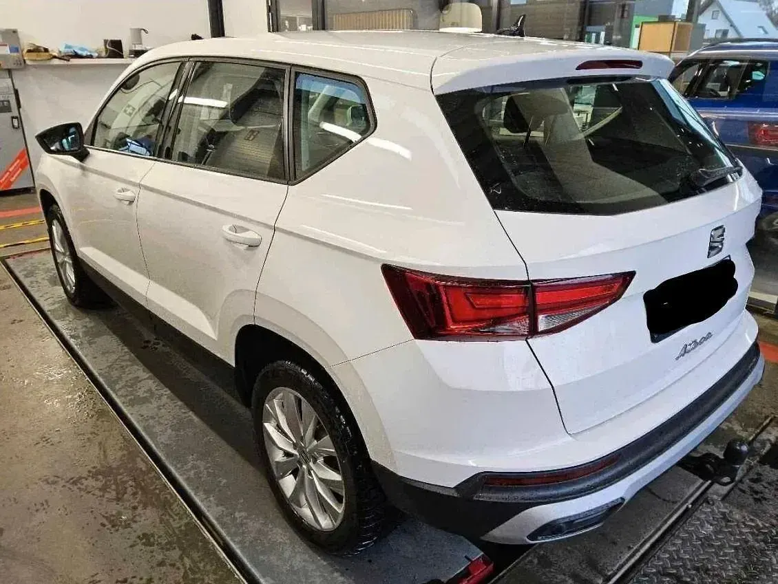 Usado Seat Ateca Style 116 CV (85 kW) 2023 Blanco SUV