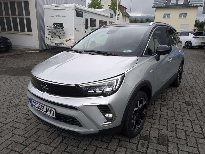 Lackierung aluminiumgrau/meta (metallic) Gebraucht 2024 Opel Crossland X Ultimate SUV | 20.650 € (Fairer Preis) - Bild 1/4