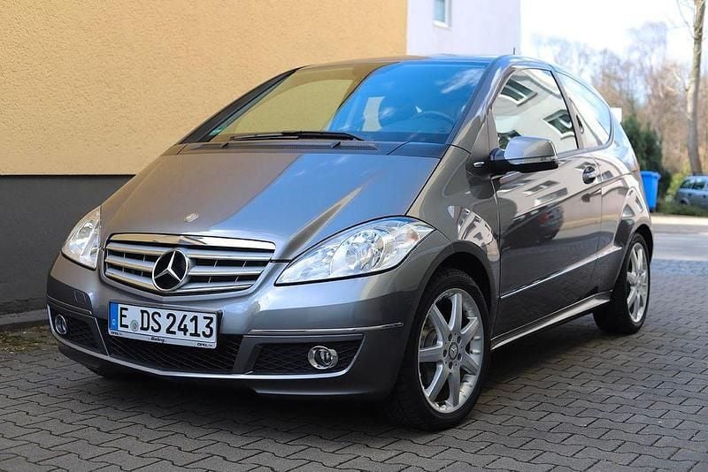 Gebraucht Mercedes A150 Avantgarde 95 PS (69 kW) 2009 Grau Limousine