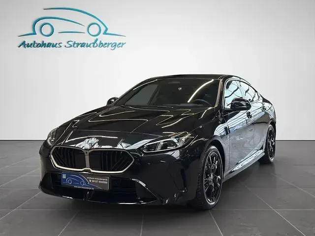Gebraucht BMW 220 M Sport 170 PS (125 kW) 2025 Schwarzkeine angabe Coupé