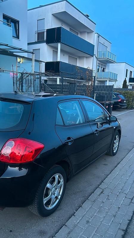 Gebraucht Toyota Auris 126 PS (92 kW) 2008 Schwarz Kleinwagen