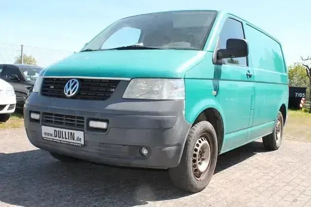 Second-hand VW Transporter 102 CP (75 kW) 2008 Verde Van