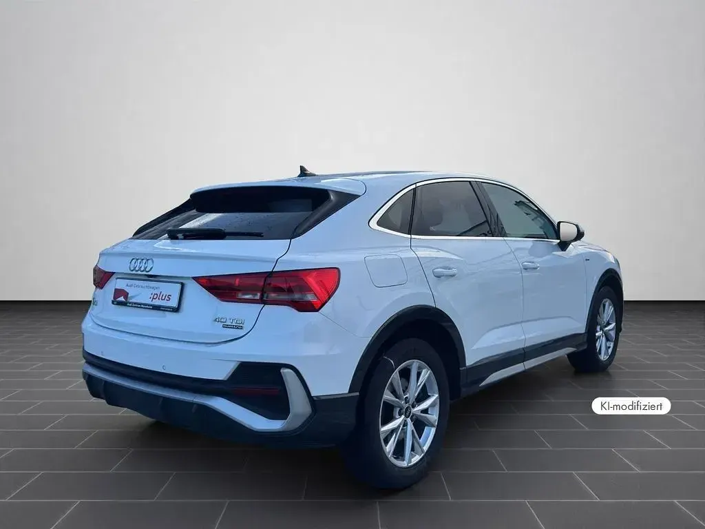 Gebraucht Audi Q3 Sportback S-Line 200 PS (147 kW) 2022 Ibisweiß (metallic) SUV