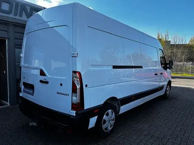 Usata Renault Master 298 CV (219 kW) 2021 Bianco Monovolume
