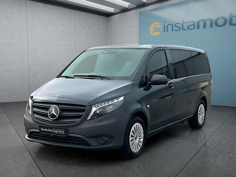 Grün Gebraucht 2024 Mercedes Vito Van / Kleinbus | 54.199 € - Bild 1/4