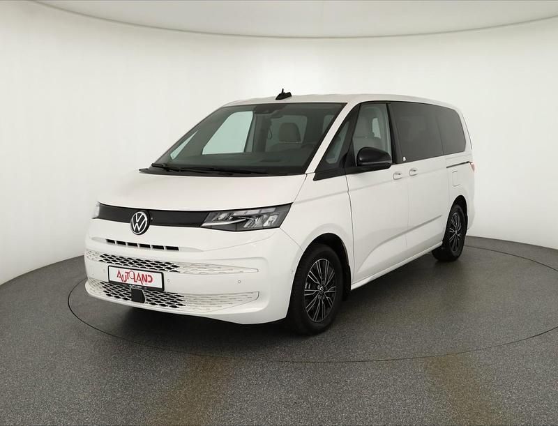 Weiß Gebraucht 2024 VW Multivan Van | 48.990 € (Fairer Preis) - Bild 1/4