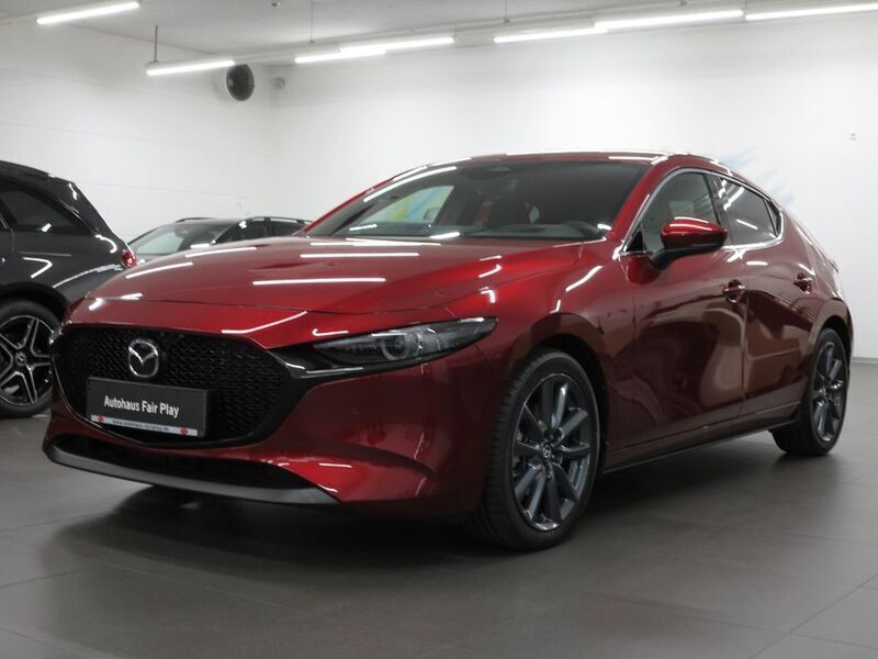 Gebraucht Mazda 3 Exclusive-Line 150 PS (110 kW) 2024 Rot Limousine