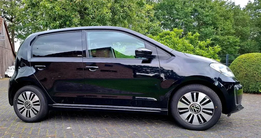 Gebraucht VW e-up! United 61 kW (83 PS) 2021 Schwarz Kleinwagen