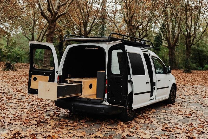 Weiß Gebraucht 2013 VW Caddy Maxi Van / Kleinbus | 15.500 € - Bild 1/4