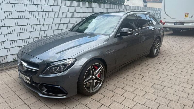 Grau Gebraucht 2017 Mercedes C63 AMG AMG Limousine | 46.900 € (Superpreis) - Bild 1/4