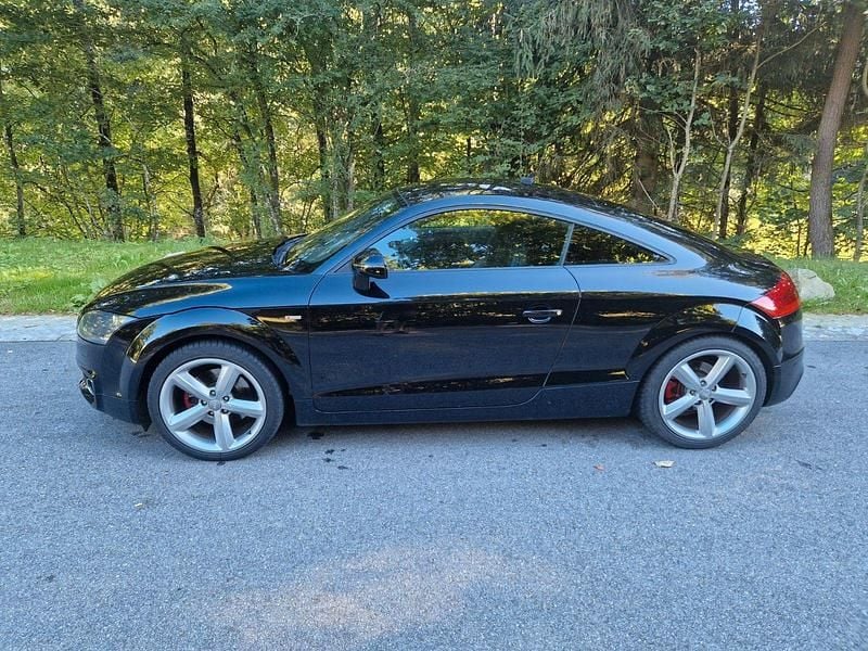 Second-hand Audi TT S-Line 211 CP (155 kW) 2011 Negru Coupe