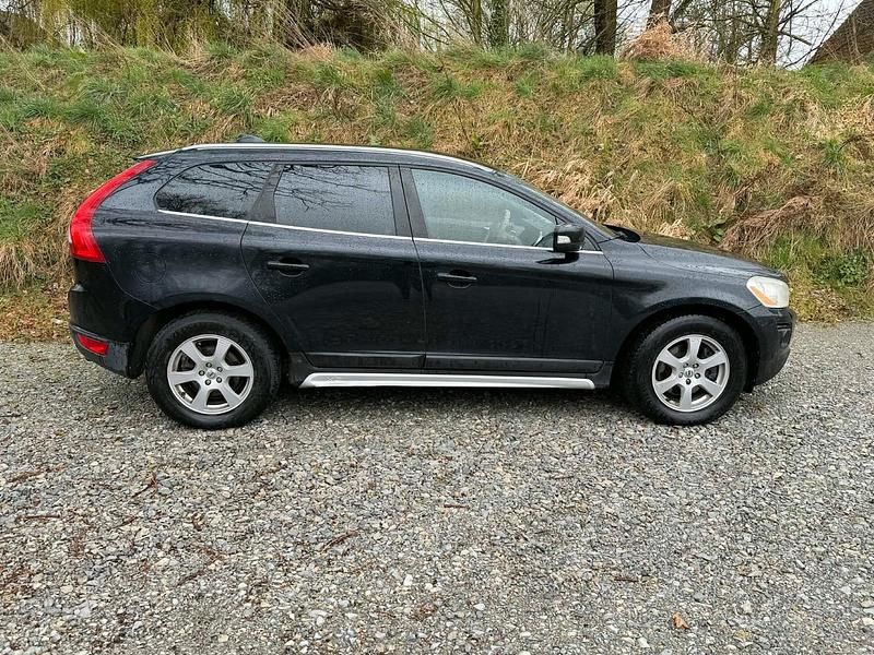 Gebraucht Volvo XC60 Summum 163 PS (119 kW) 2010 Schwarz SUV