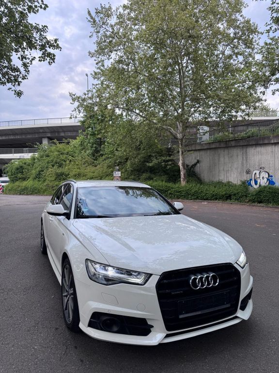 Weiß Gebraucht 2017 Audi A6 Ambiente Kombi | 30.500 € (Teuer) - Bild 1/4