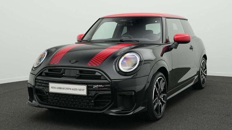 Schwarz Gebraucht 2024 Mini John Cooper Works Kleinwagen | 32.776 € (Superpreis) - Bild 1/4