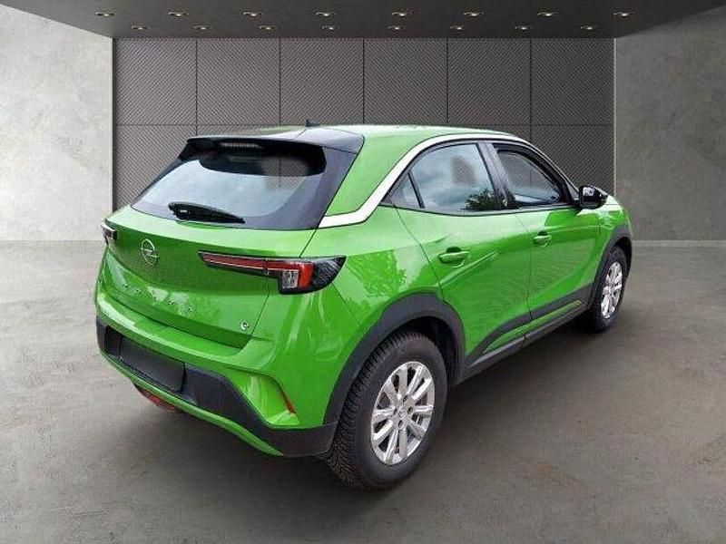 Gebraucht Opel Mokka-e Edition 100 kW (136 PS) 2021 Mamba green met SUV