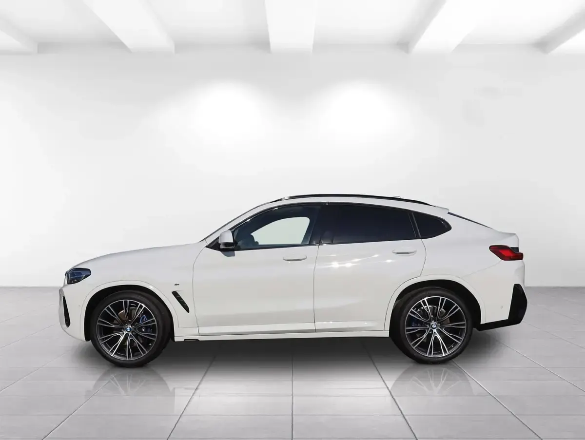Gebraucht BMW X4 Performance 286 PS (210 kW) 2024 Weiß SUV
