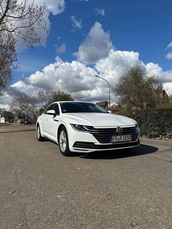 Gebraucht VW Arteon 150 PS (110 kW) 2017 Weiß Coupé