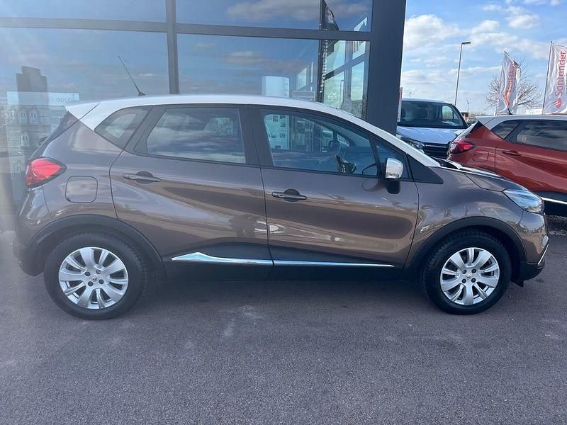 Gebraucht Renault Captur Dynamique 90 PS (66 kW) 2014 Braun SUV