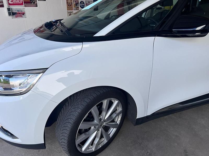 Gebraucht Renault Scénic IV Zen 140 PS (102 kW) 2021 Weiß Van / Kleinbus