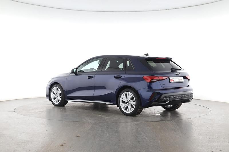 Gebraucht Audi A3 S-Line 150 PS (110 kW) 2025 Navarrablau Limousine
