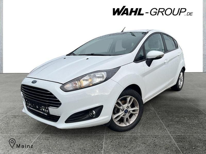 Weiß Gebraucht 2015 Ford Fiesta SYNC Edition Kleinwagen | 4.285 € (Guter Preis) - Bild 1/4
