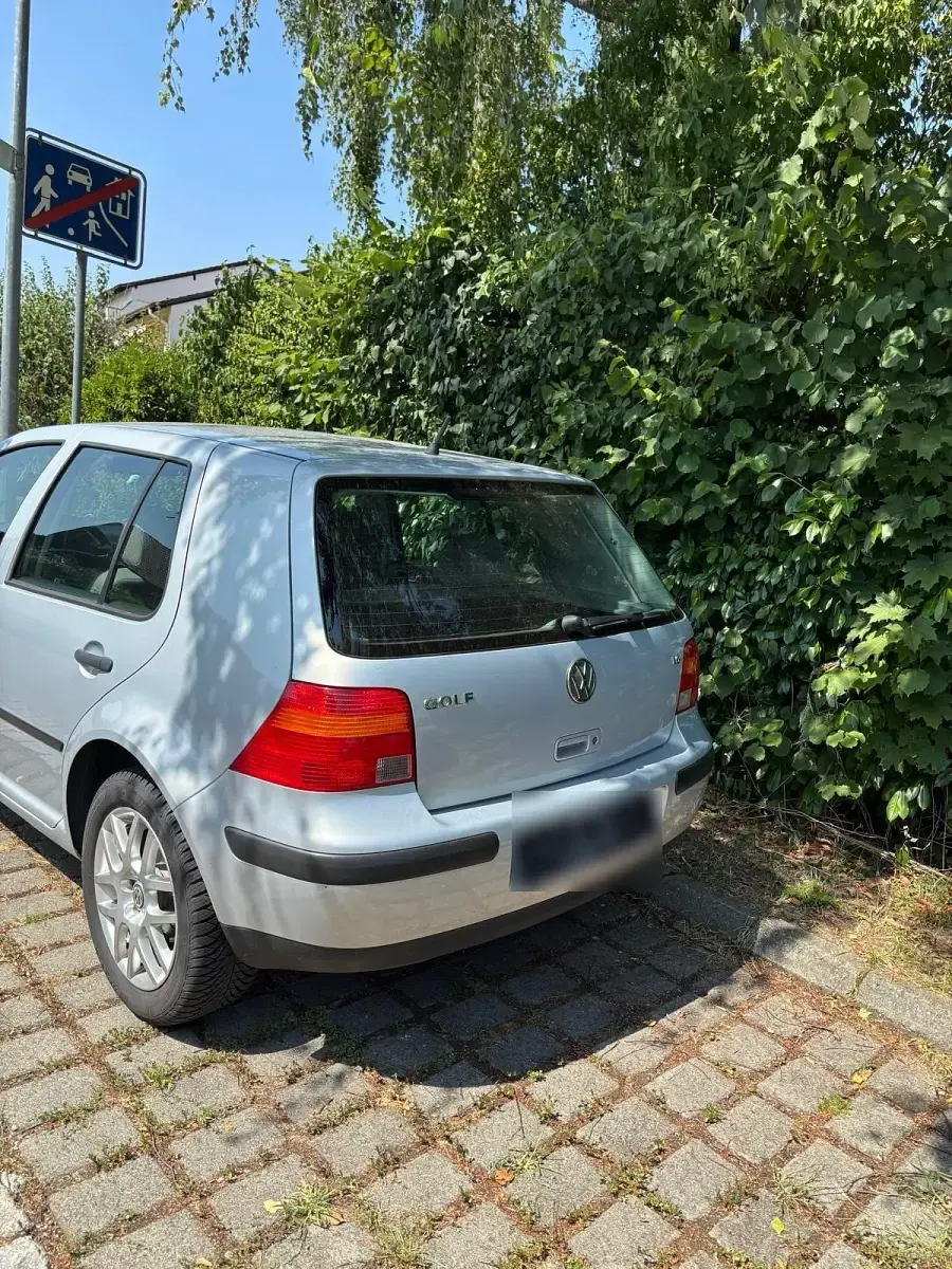 Gebraucht VW Golf IV 101 PS (74 kW) 1998 Silber Kleinwagen