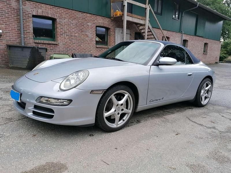 Silber Gebraucht 2002 Porsche 911 Carrera 4 Cabriolet Cabrio | 27.900 € (Superpreis) - Bild 1/4