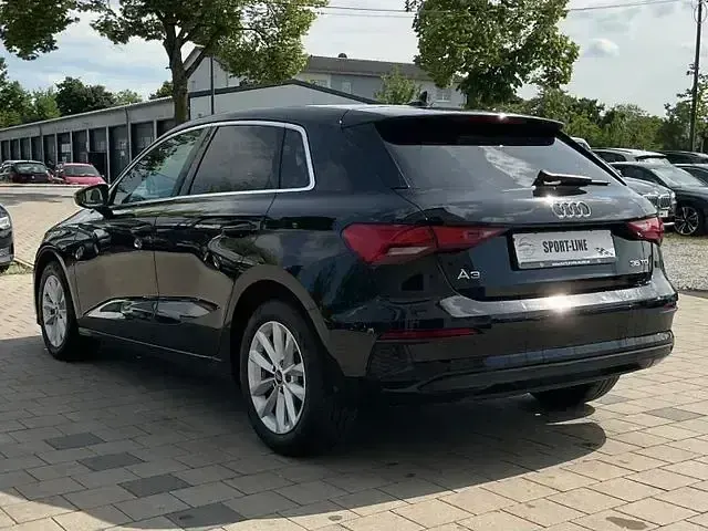 Gebraucht Audi A3 Basis 150 PS (110 kW) 2021 Schwarz Limousine