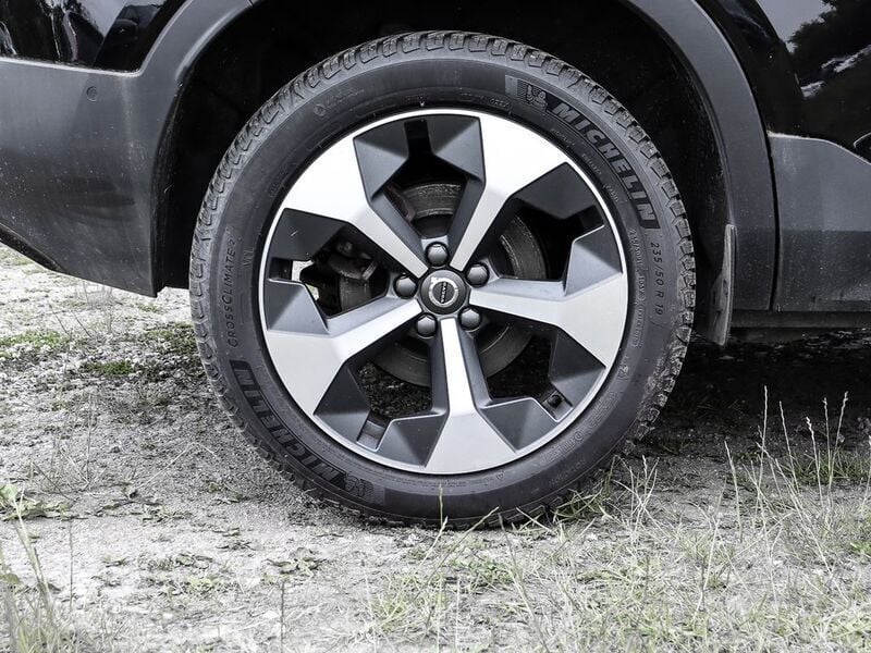 Gebraucht Volvo XC40 Plus 197 PS (144 kW) 2023 Schwarz SUV