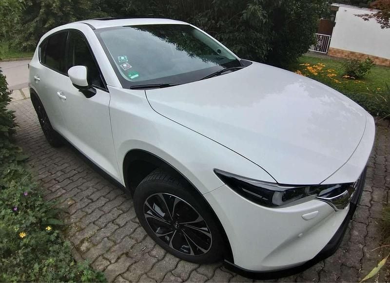 Weiß Gebraucht 2022 Mazda CX-5 Sports-Line SUV | 32.900 € (Fairer Preis) - Bild 1/4