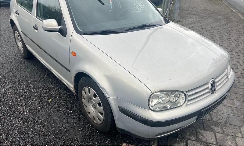 Gebraucht VW Golf III 101 PS (74 kW) 1998 Silber Kleinwagen