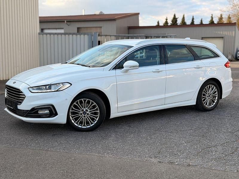 Usado Ford Mondeo Titanium 150 CV (110 kW) 2020 Blanco Berlina