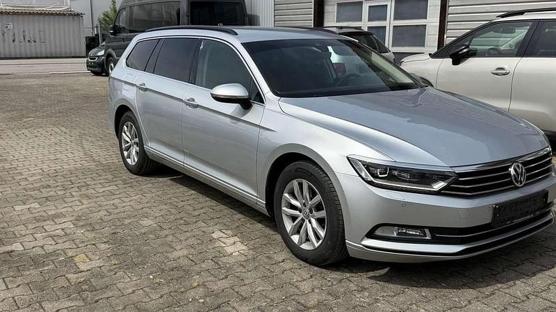 Gebraucht VW Passat Comfortline 150 PS (110 kW) 2016 Kombi