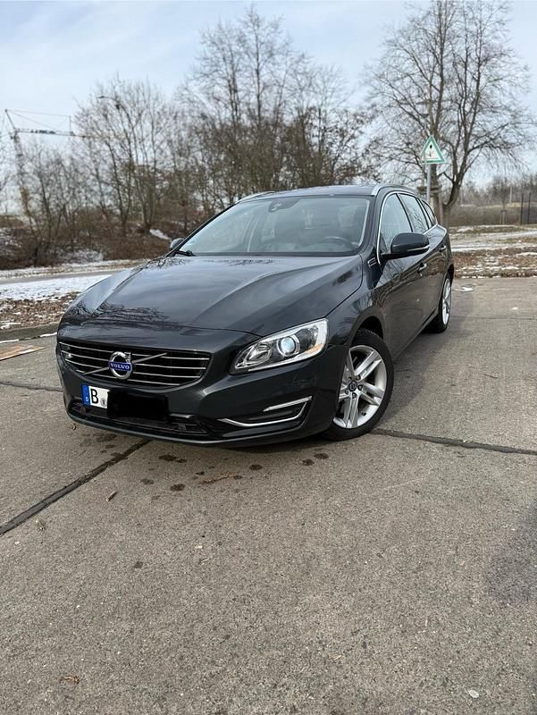 Gebraucht Volvo V60 215 PS (158 kW) 2013 Grau Kombi