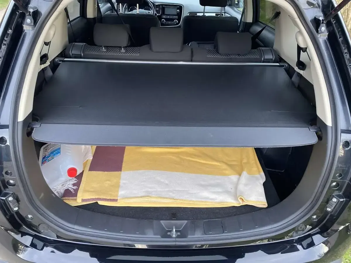 Gebraucht Mitsubishi Outlander Plus 150 PS (110 kW) 2017 Schwarz SUV