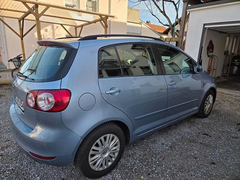 Gebraucht VW Golf Plus Cross 102 PS (75 kW) 2009 Blau Van / Kleinbus