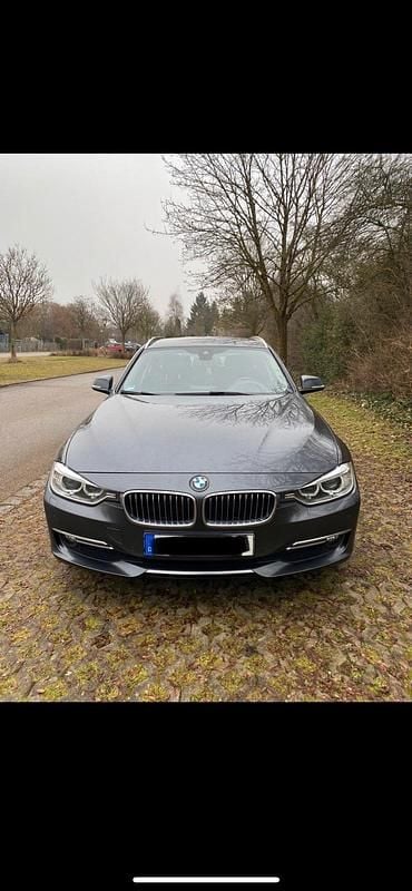 Grau Gebraucht 2015 BMW 318 Luxury Line Kombi | 8.500 € (Guter Preis) - Bild 1/4