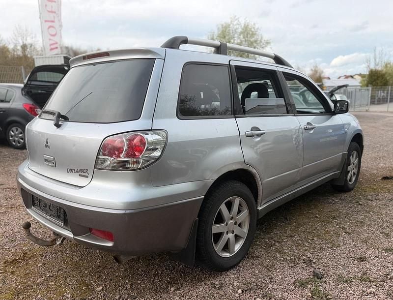 Gebraucht Mitsubishi Outlander 160 PS (117 kW) 2004 Silber SUV