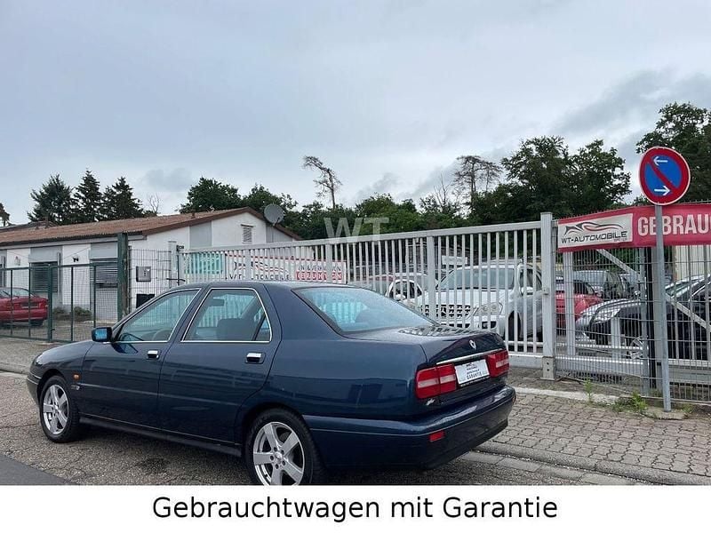 Blau Gebraucht 1998 Lancia Kappa Limousine | 2.999 € - Bild 1/4